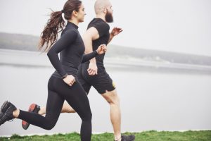 Correr abrigado en verano