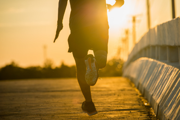 CORRER CON CALOR Y HUMEDAD